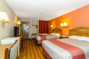 Free WiFi, bed sheets - Motel 6 Newark, DE (Newark)