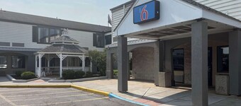 Motel 6 Newark, DE