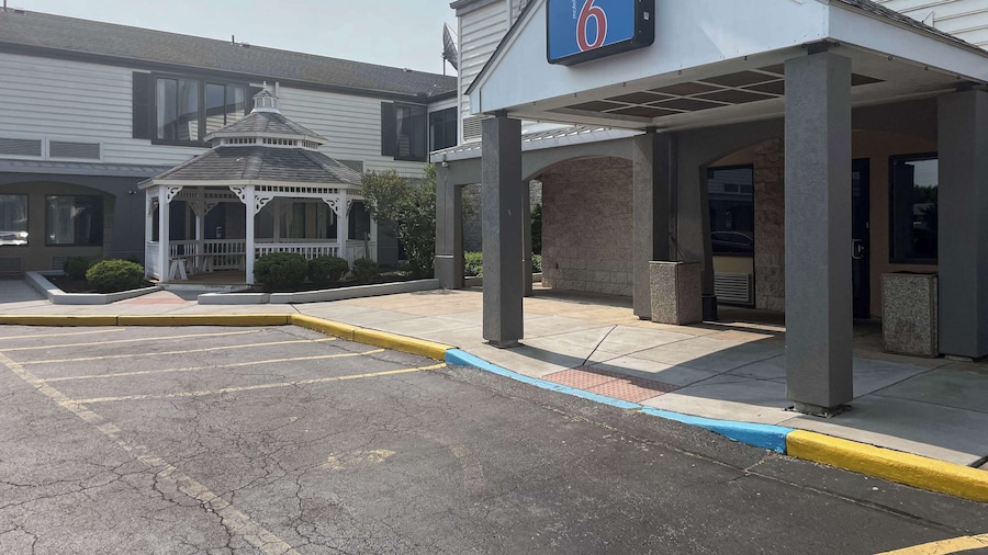 Motel 6 Newark, DE