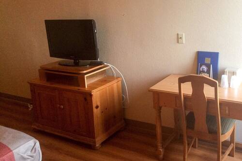 Blackout curtains, free WiFi, bed sheets