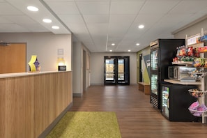 Reception - Spark by Hilton Wilmington (Wilmington)