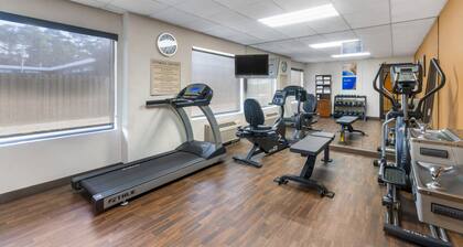 Spark by Hilton Wilmington