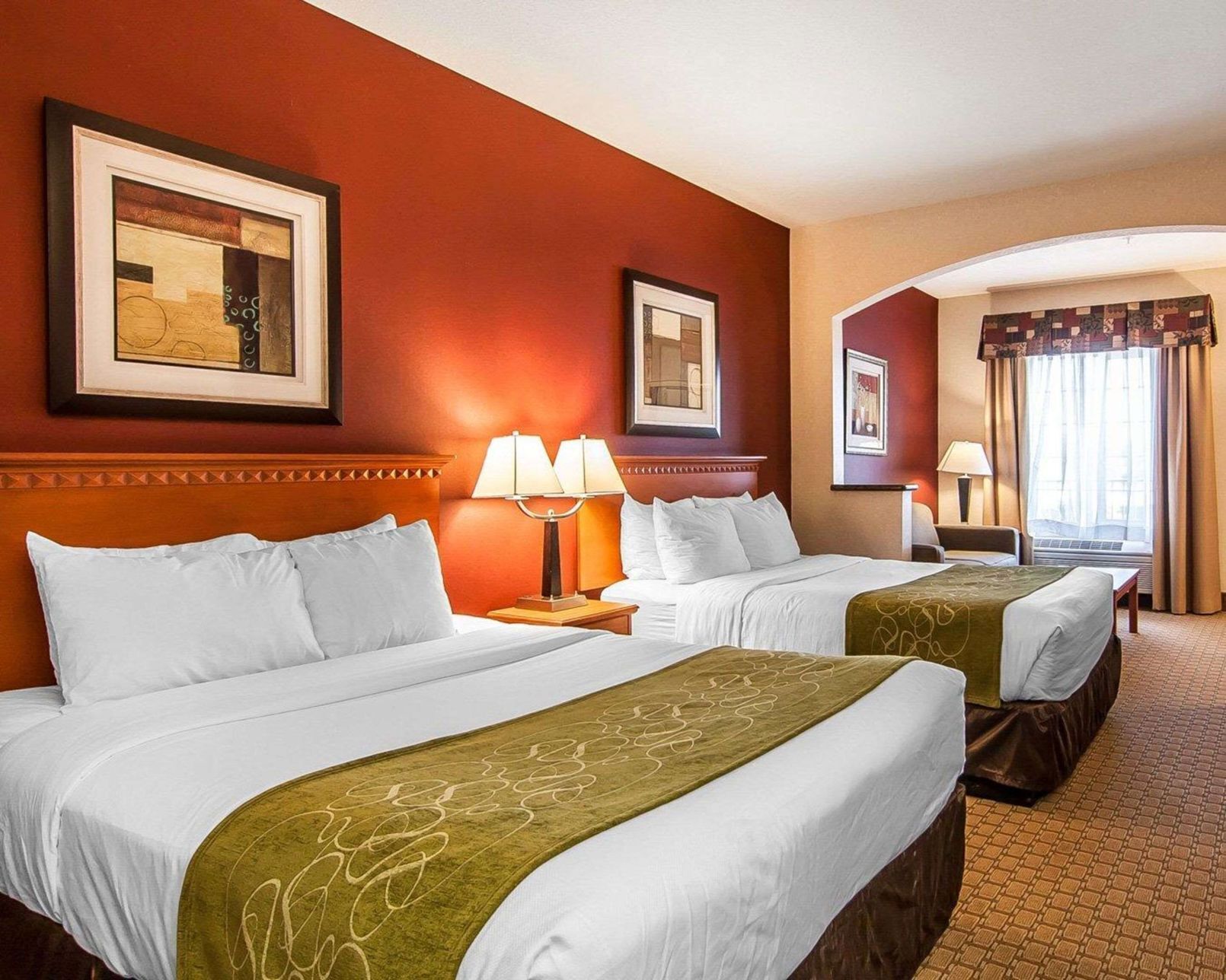 Premium bedding, individually decorated, individually furnished, desk