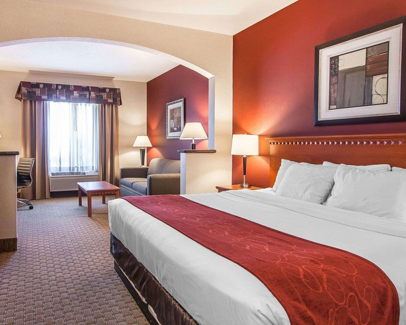 Premium bedding, individually decorated, individually furnished, desk