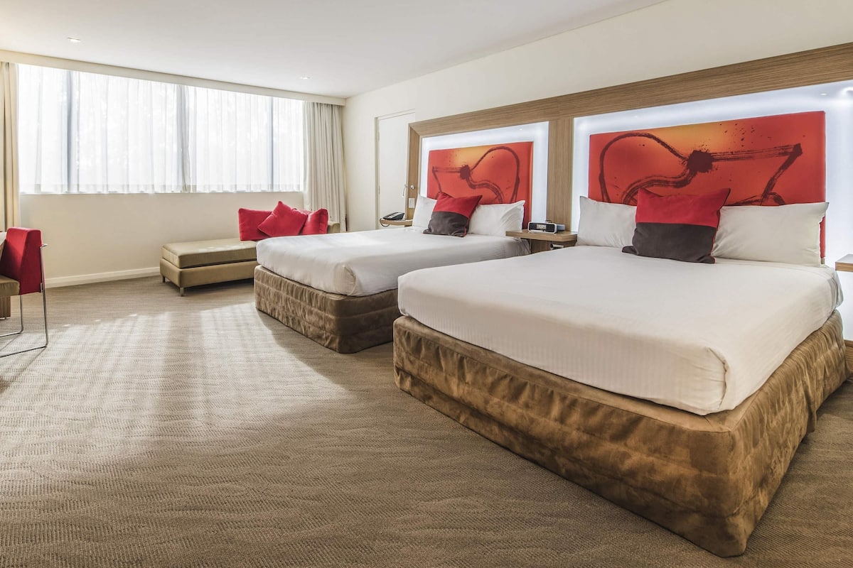 Standard Twin Room, 2 Twin Beds | In-room safe, desk, blackout drapes, iron/ironing board