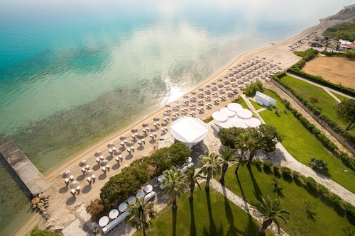 Kassandra Palace Seaside Resort