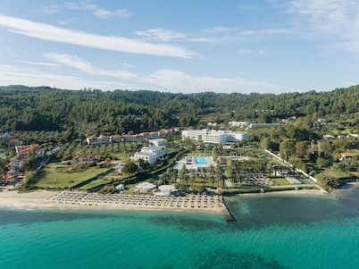 Kassandra Palace Seaside Resort