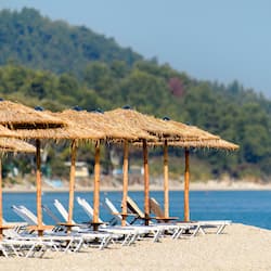 Private beach, sun-loungers, beach umbrellas, beach towels