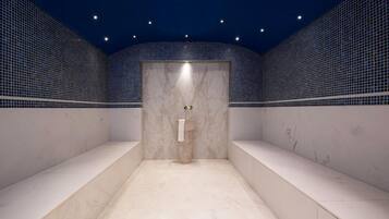 Sauna, hot tub, Turkish bath/hammam, body treatments, hydrotherapy