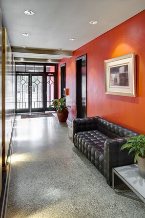 Interior entrance - Regents Court Sydney (Potts Point)