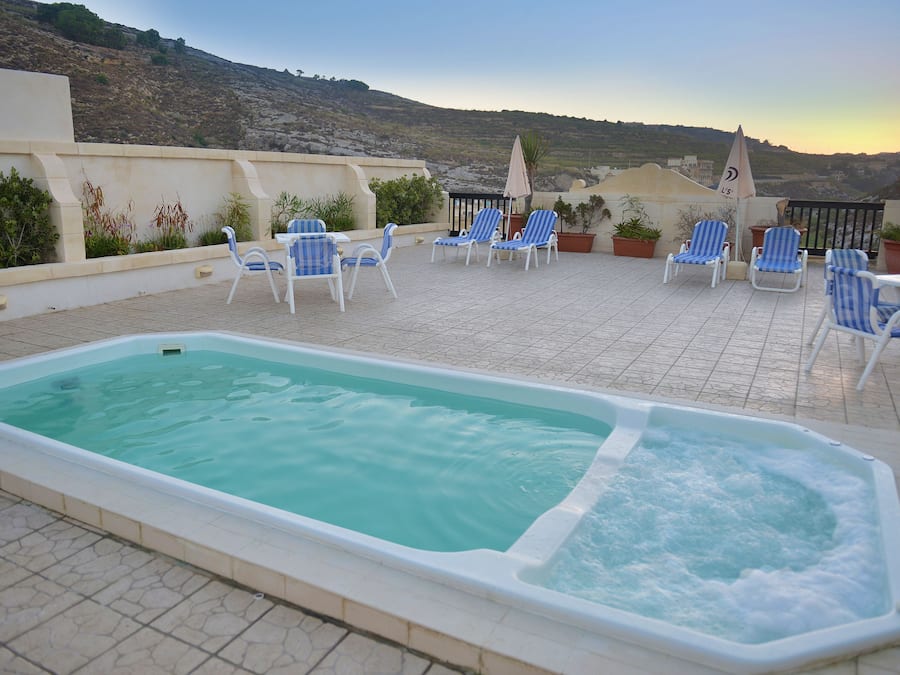 Udendørs pool, liggestole