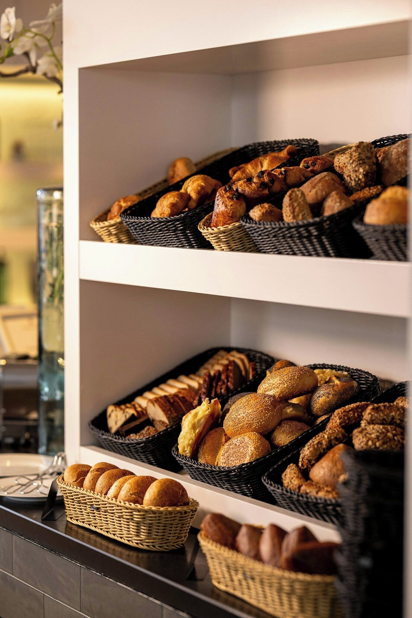 Daily buffet breakfast for a fee