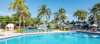 Beachscape Kin ha Villas & Suites