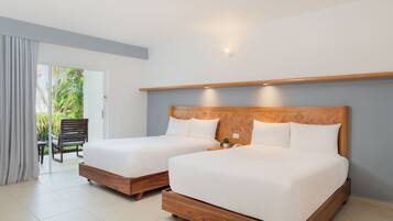 Standard Room, 2 Double beds | Premium bedding, in-room safe, iron/ironing board, free WiFi