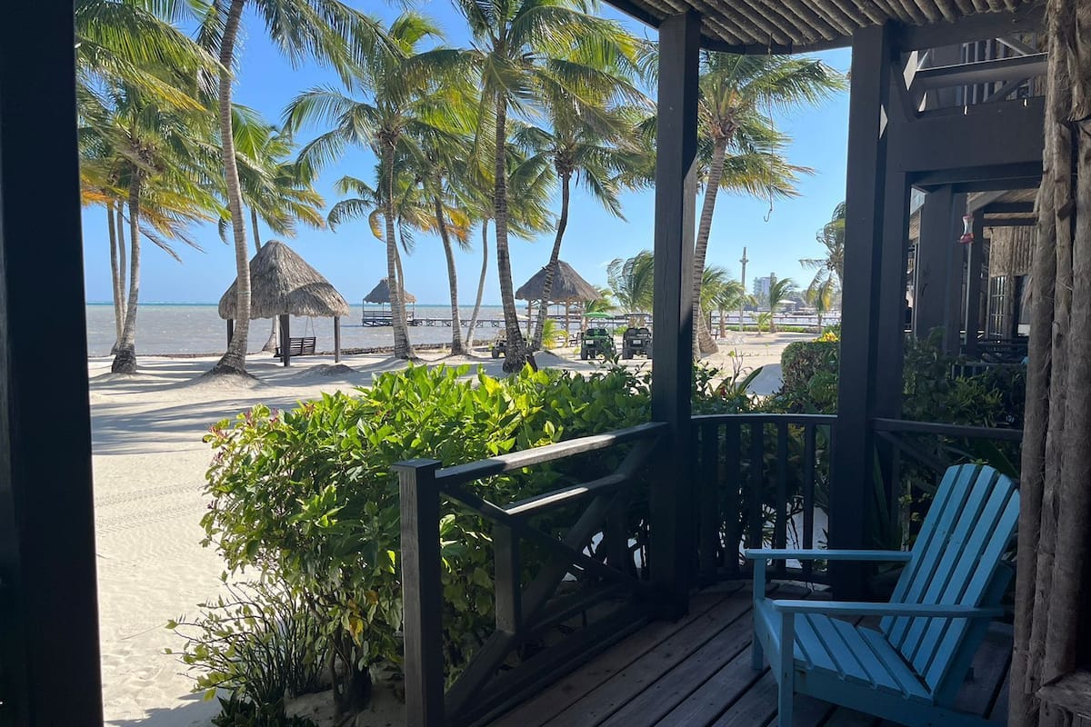1 Bedroom Villa | In-room safe, free WiFi, bed sheets, alarm clocks
