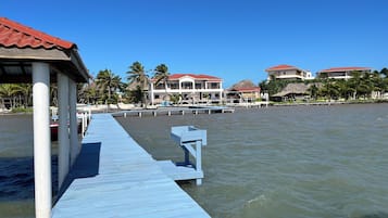 Dock