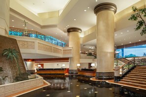 Lobby-Lounge