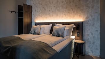 Suite – junior, ikke-røyk | Skrivebord, skrivebord for bærbar PC og barnesenger