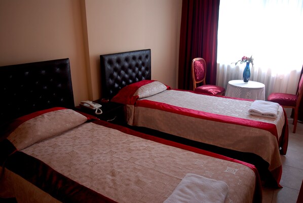 Triple Room, 3 Twin Beds | Minibar, free cribs/infant beds, rollaway beds, free WiFi - Pamphylia (Istanbul)