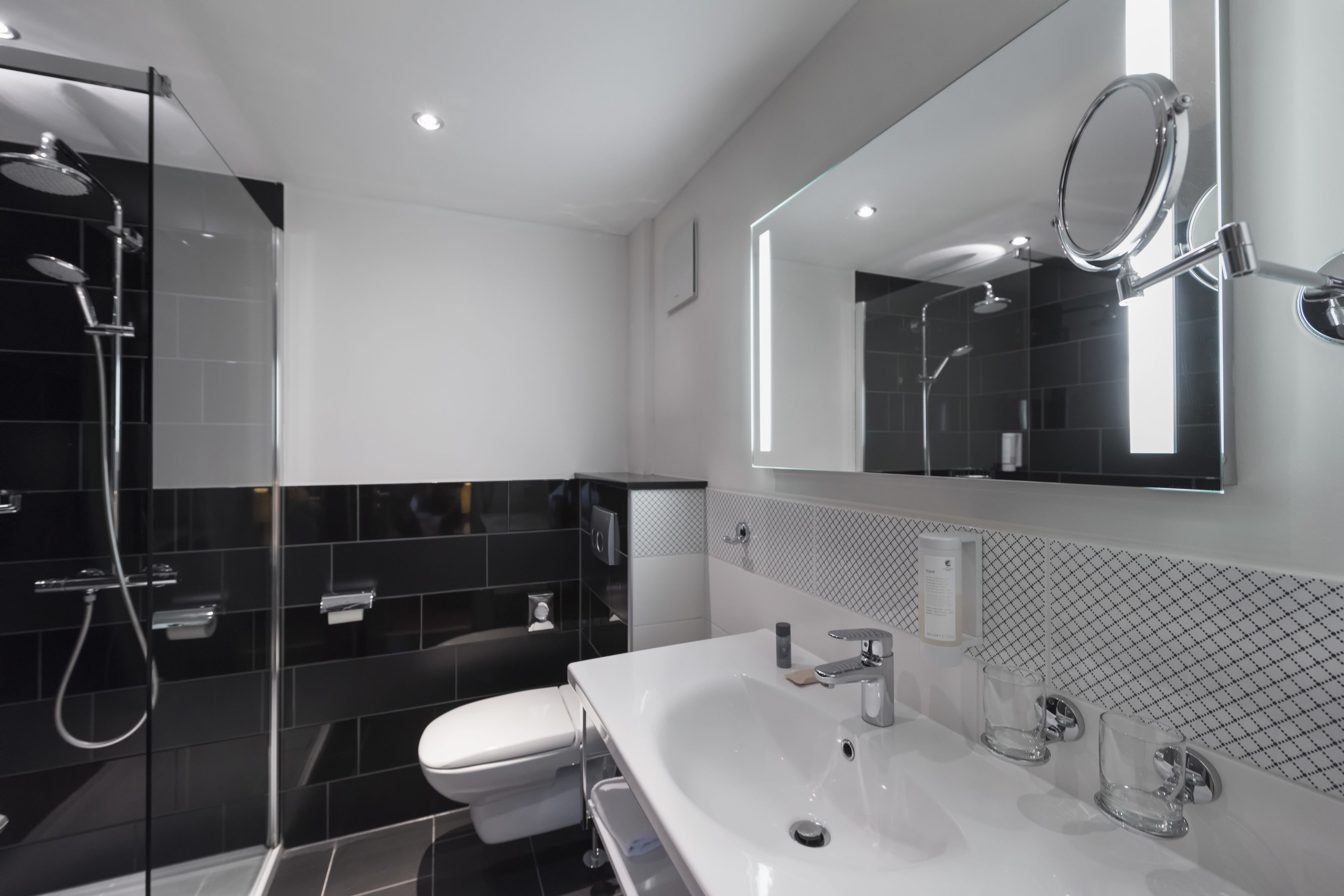 Photo - Wyndham Duisburger Hof