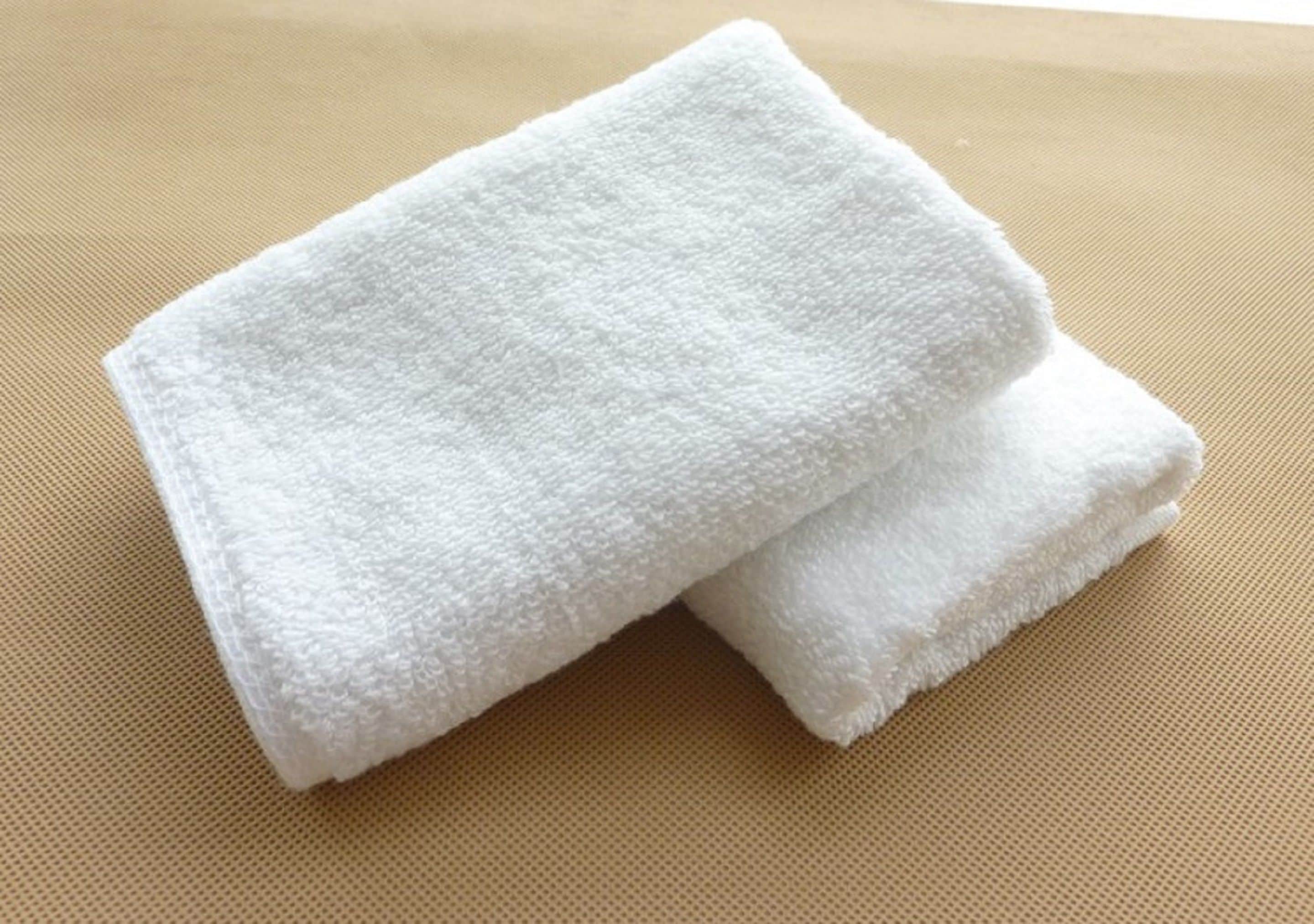 Hypo-allergenic bedding, minibar, in-room safe, desk