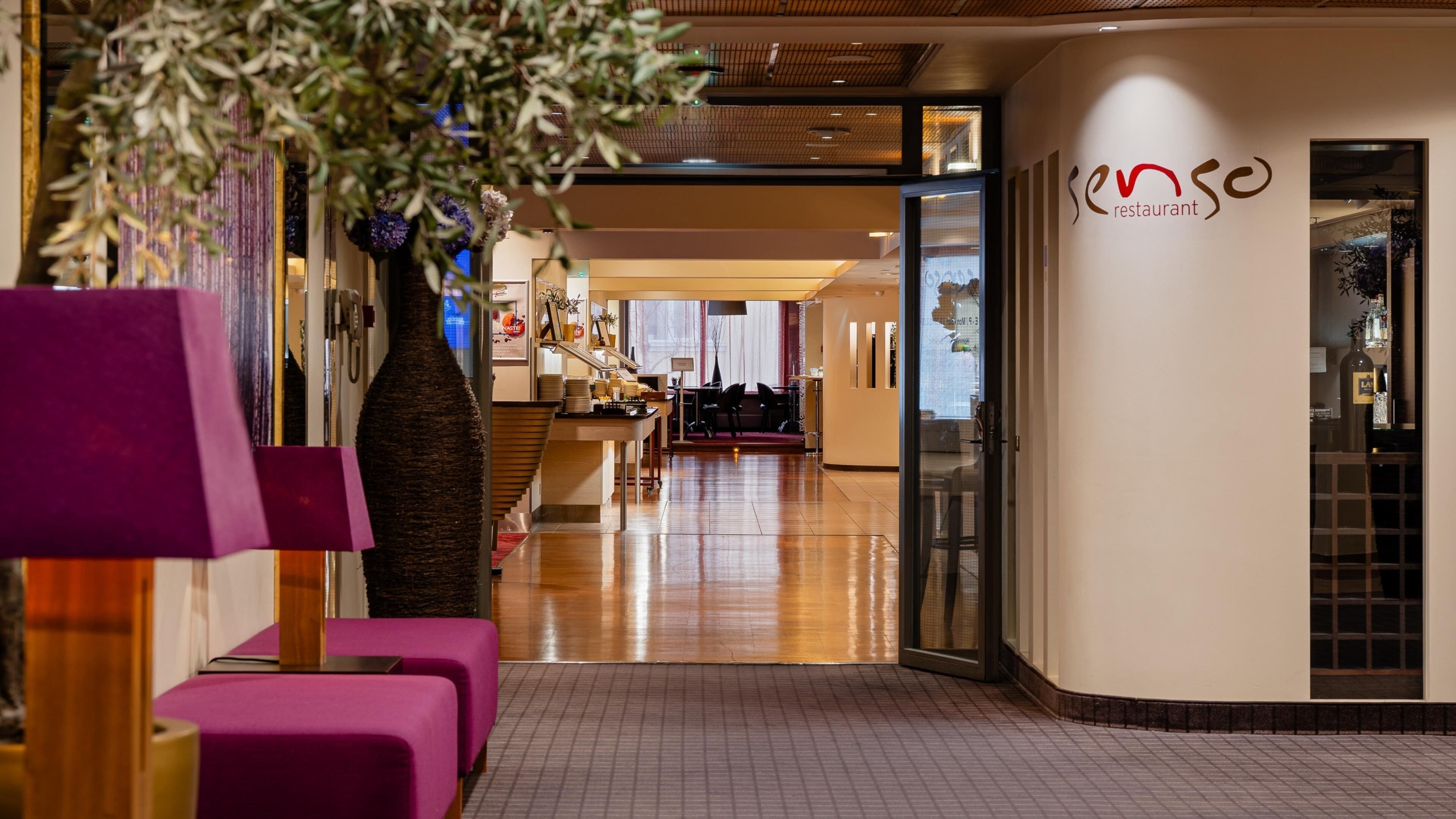 Tägliches Frühstücksbuffet gegen Gebühr