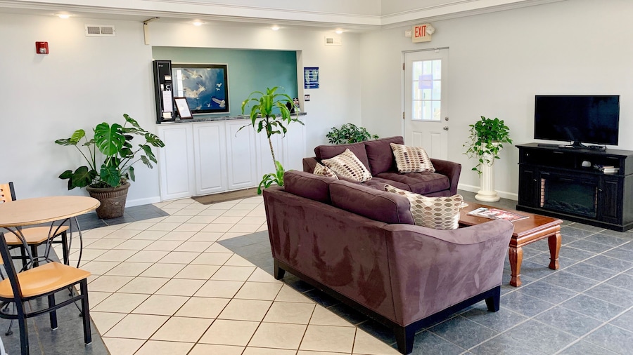 Key West Inn - Childersburg