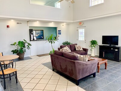Key West Inn - Childersburg
