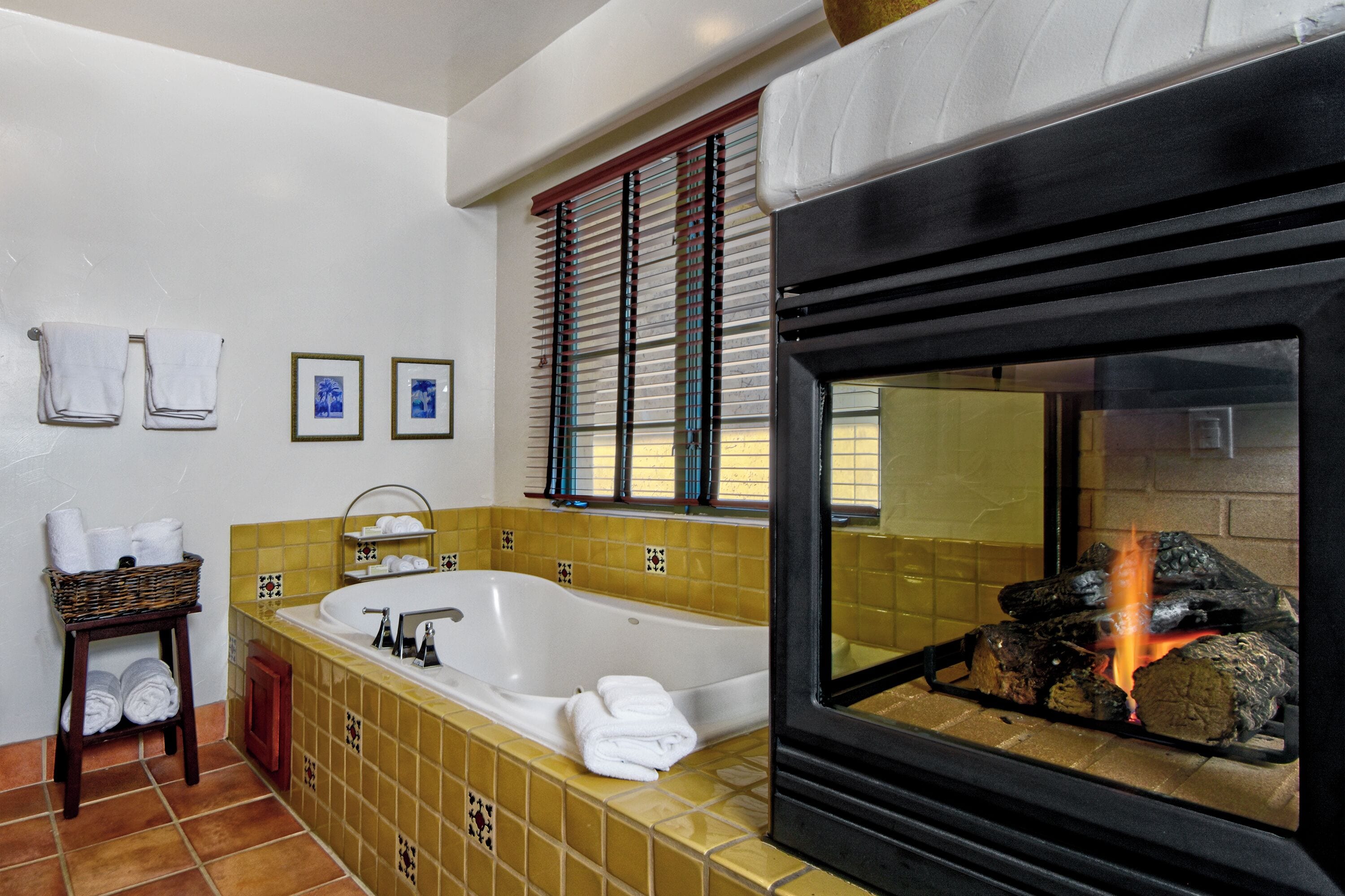 suite | bathroom | free toiletries, hair dryer, bathrobes, towels