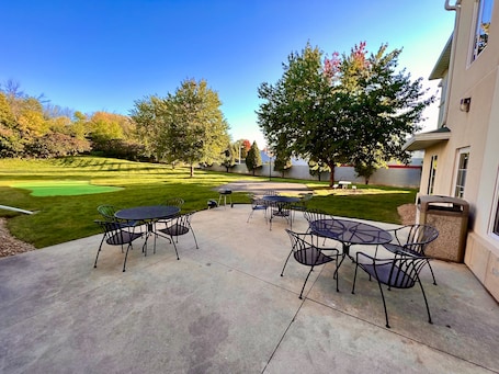 Área de parrillas y picnic