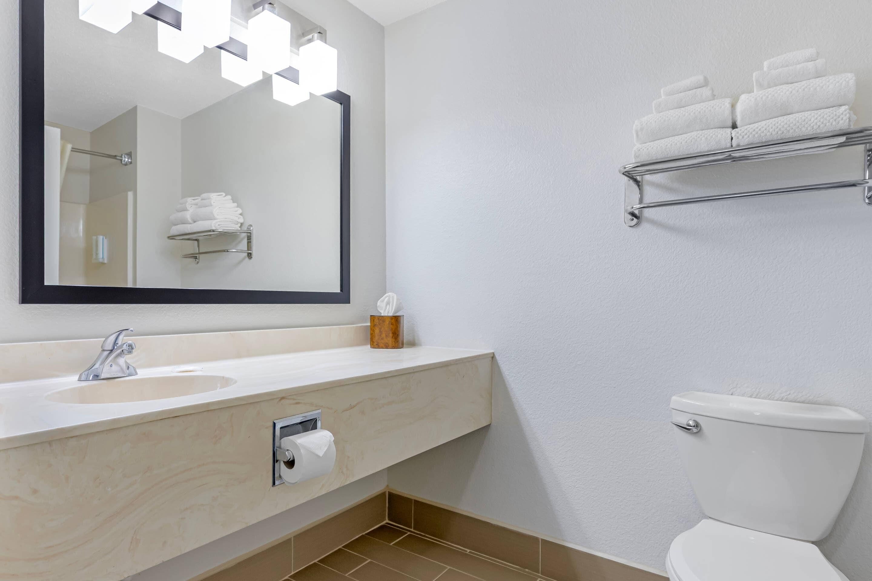 Photo - MainStay Suites Madison Airport