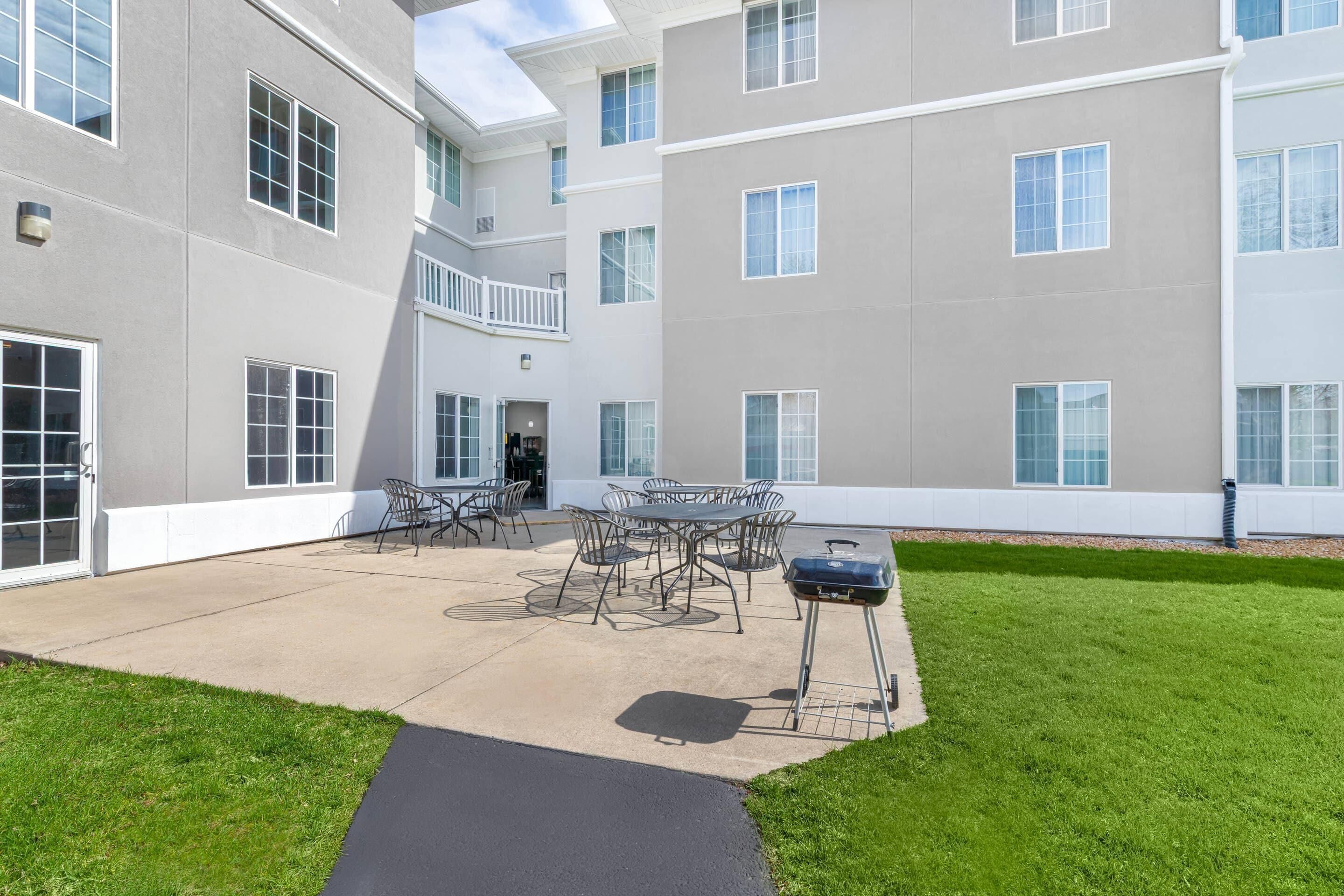 Foto - MainStay Suites Madison Airport