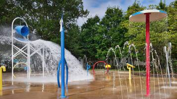 Children’s play area – outdoor