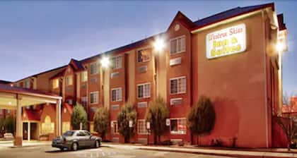 Western Skies Inn And Suites