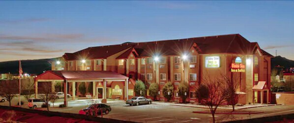 Front of property – evening/night