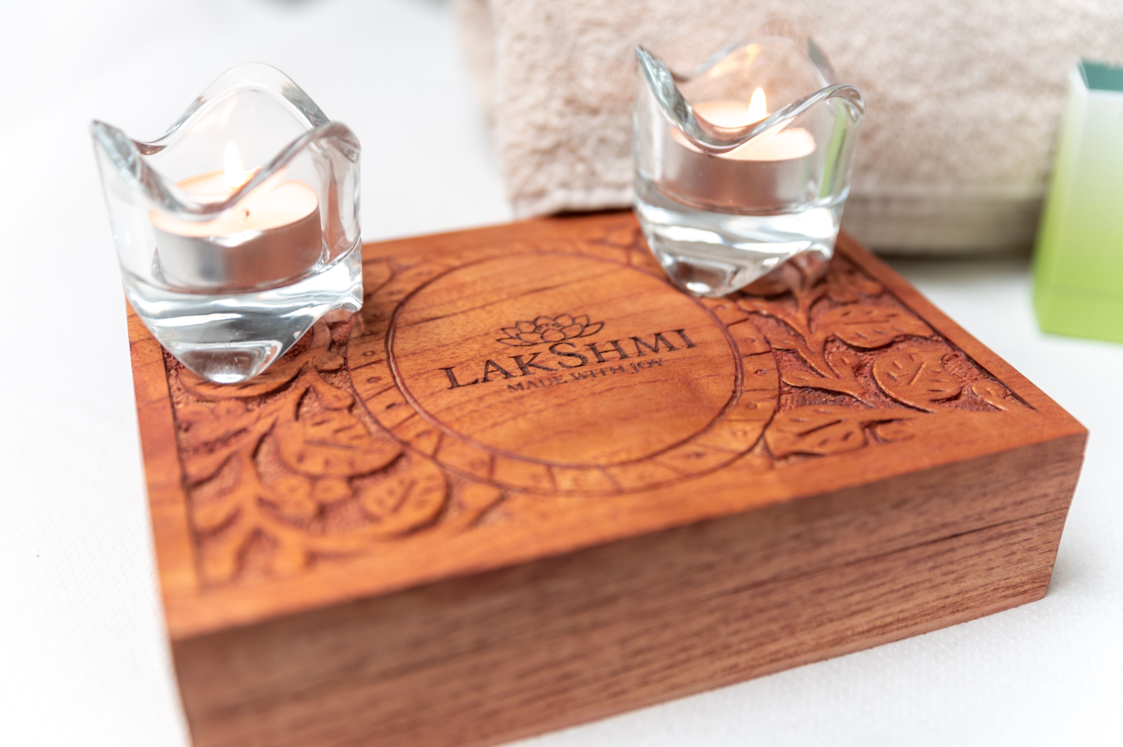 body treatments, aromatherapy, deep-tissue massages, swedish massages