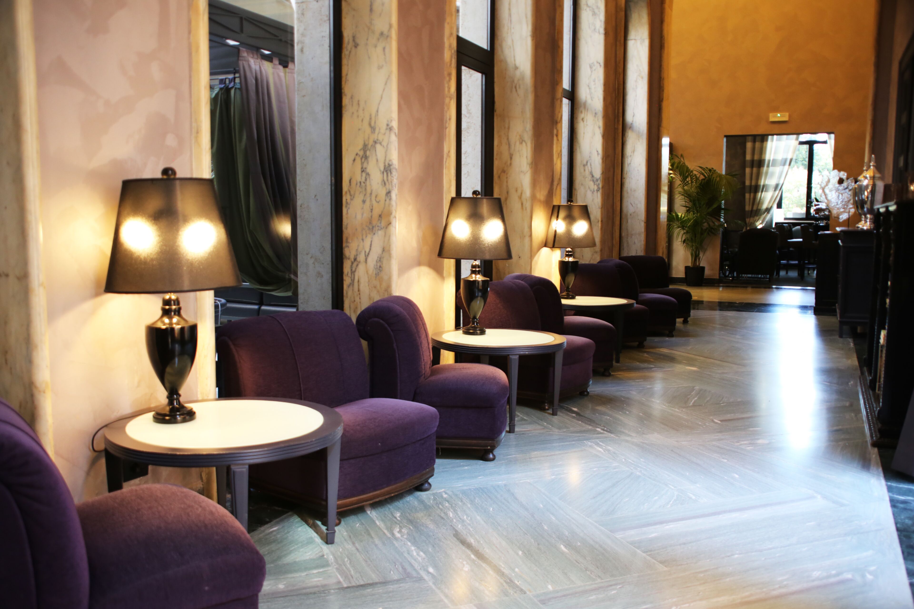 Siddeområde i lobbyen