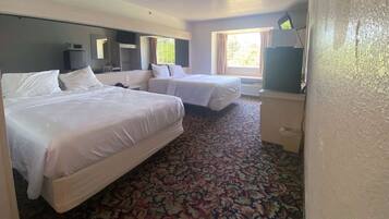 Surmatelas, rideaux occultants, Wi-Fi gratuit, draps fournis