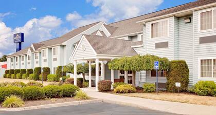 Microtel Inn & Suites by Wyndham Wellsville