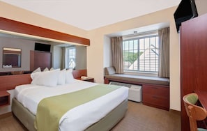 Premium bedding, desk, iron/ironing board, free cribs/infant beds - Microtel Inn & Suites by Wyndham Wellsville (Wellsville)