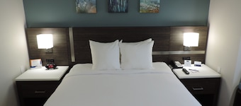 Spark by Hilton Clarion