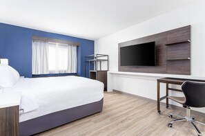 Room, 1 King Bed, Accessible (Mobility, Roll-In Shower) | Desk, laptop workspace, blackout drapes, free WiFi - Spark by Hilton Clarion (Clarion)