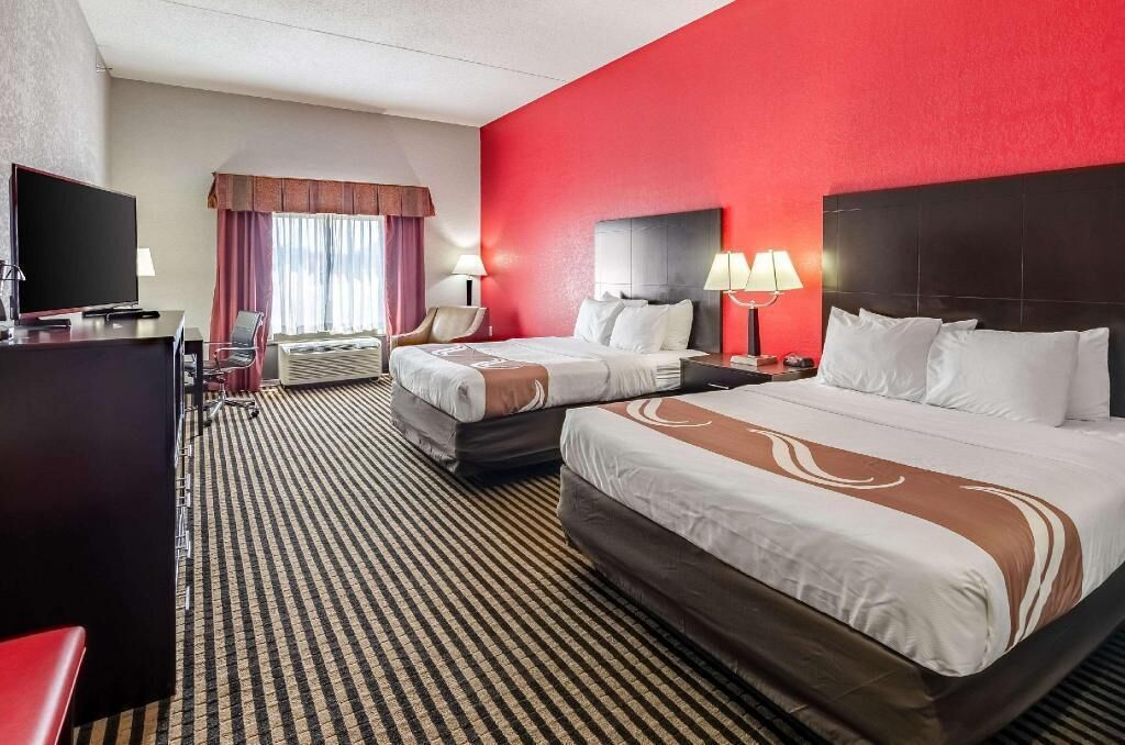 Desk, blackout curtains, iron/ironing board, free WiFi