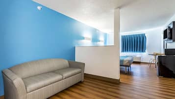 Kostenlose Babybetten, Zustellbetten, kostenloses WLAN, Bettwäsche