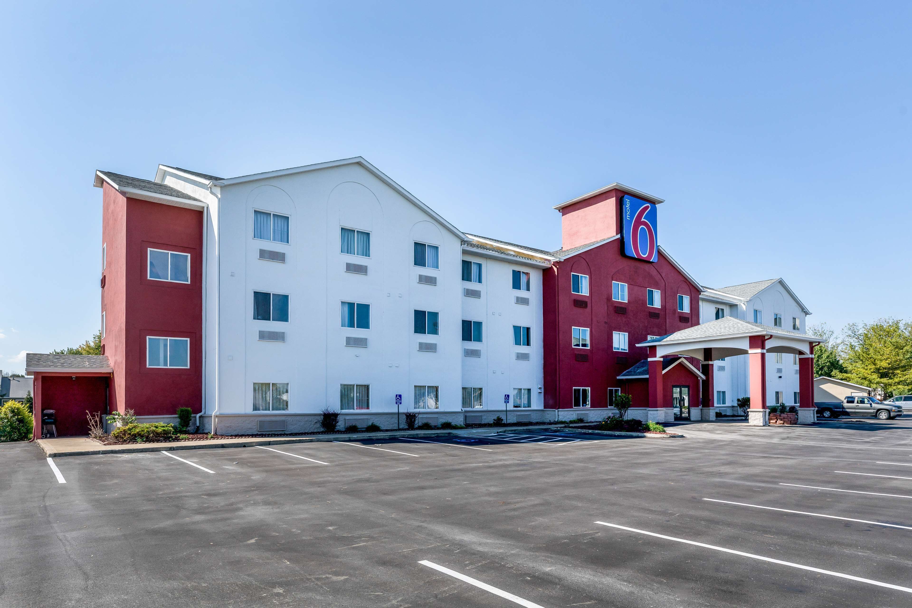 Photo - Motel 6-Indianapolis, IN - Southport