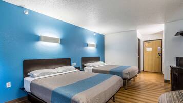 Free cots/infant beds, rollaway beds, free WiFi, bed sheets