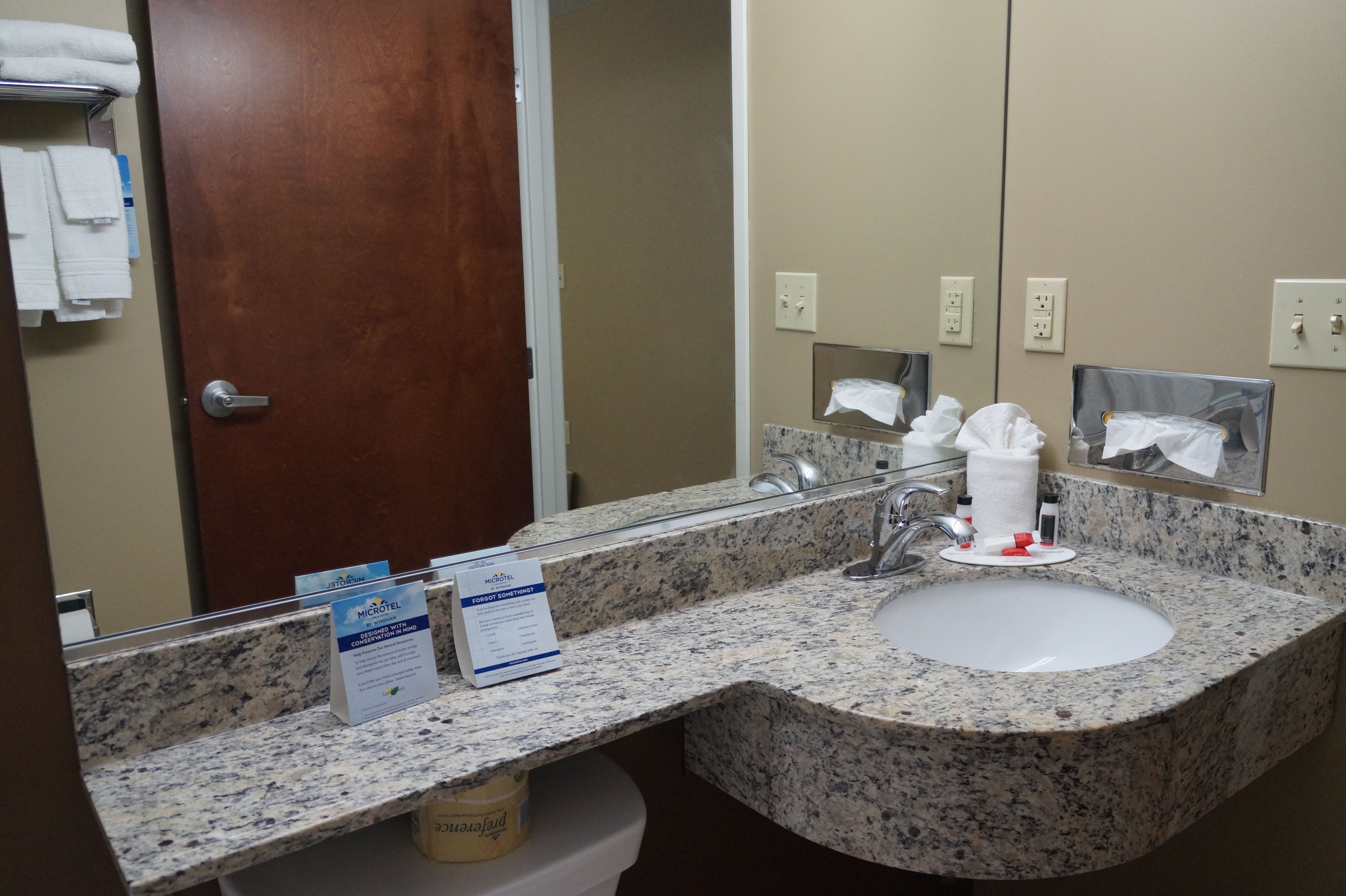 room, 2 queen beds, non smoking | bathroom sink