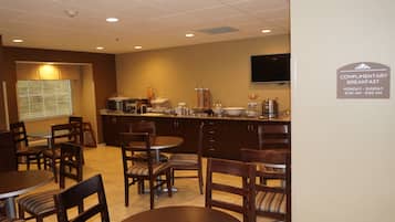 Café da manhã continental grátis todos os dias