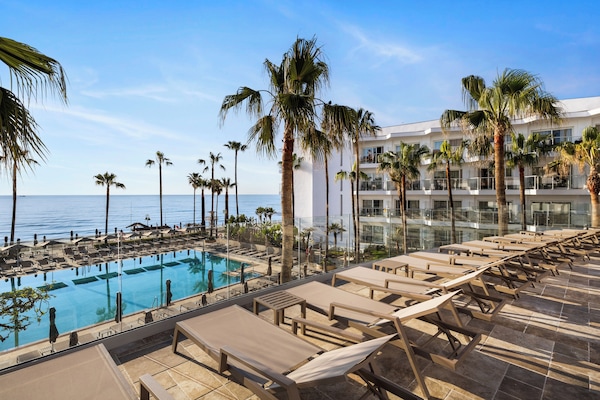 Sundeck