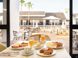 Daily buffet breakfast for a fee - Hotel Ona Diana Park (Estepona)